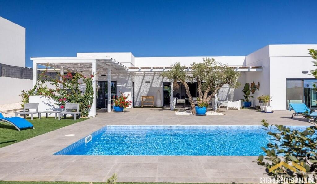 Main image of property: Moncarapacho, Algarve