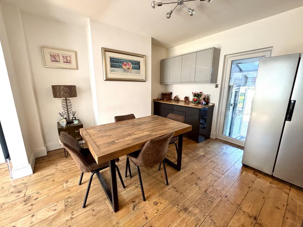 House in Yeovil, Somerset - View 4