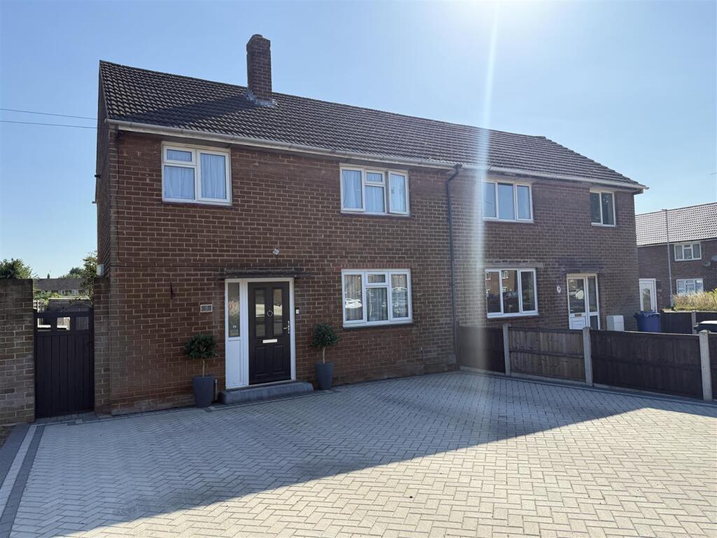 Main image of property: Tennyson Road, Burton-On-Trent