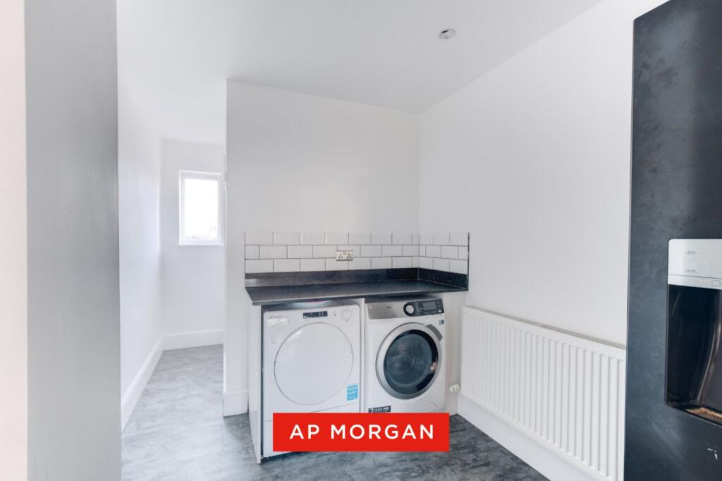 Additional image 10 of Brook End Drive, Henley-in-Arden, Warwickshire, B95