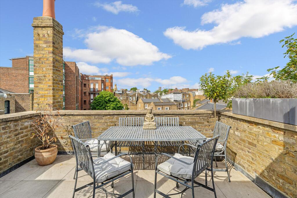 3 bedroom flat for rent
