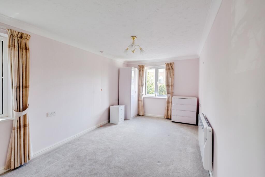Apartment in Bournemouth - More