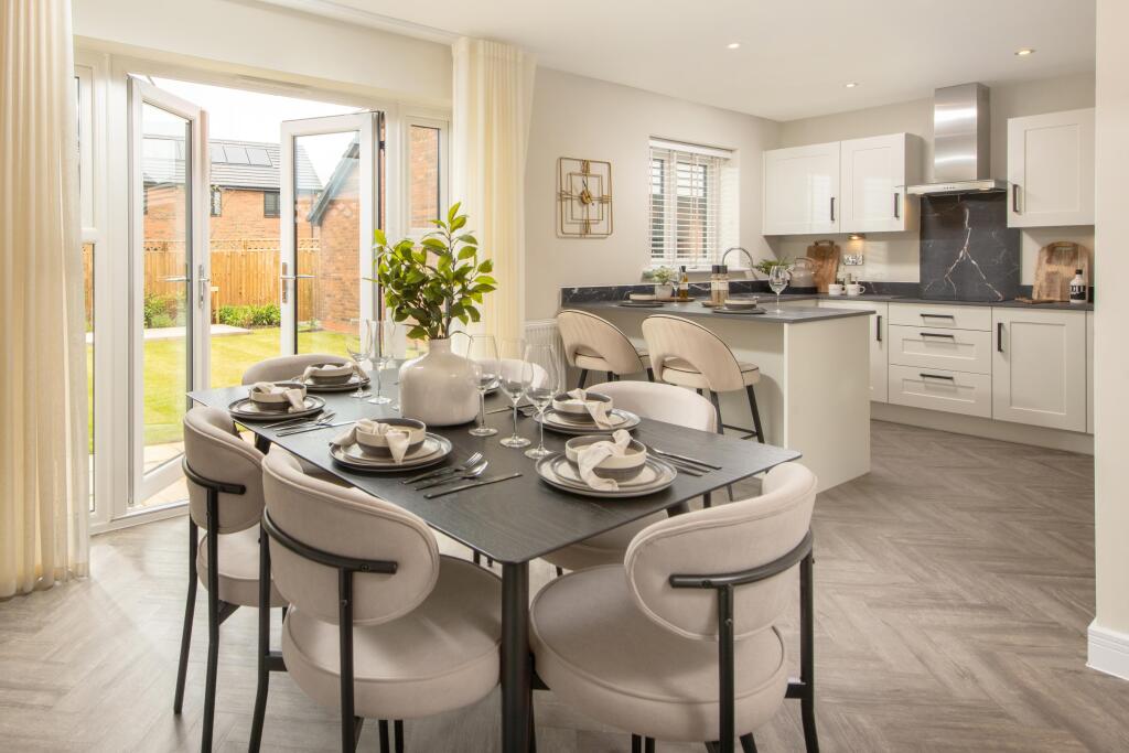 House in Burtonwood - More