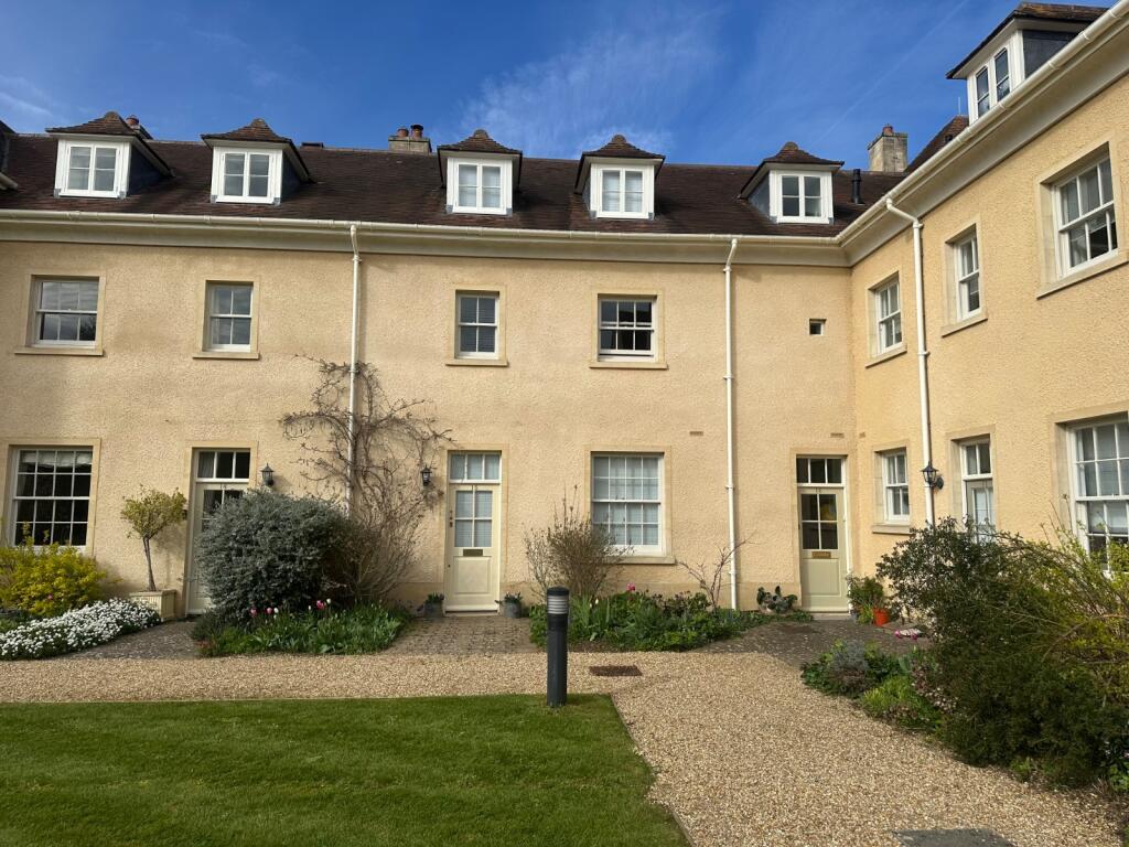 Main image of property: The Stables, Lechlade, Gloucestershire, GL7