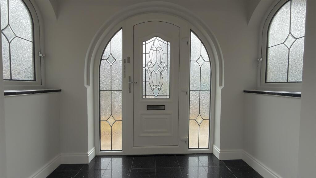 New Scales Houses, Llwydcoed, Aberdare photo 4