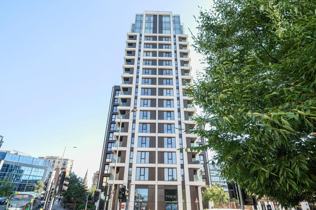 Main image of property: Kings Road, Reading, Berkshire, RG1