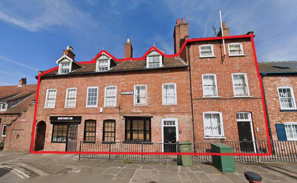 Main image of property: 64, 66, 68 (A,B,C) Castle Gate, Newark, Nottinghamshire, NG24 1BG