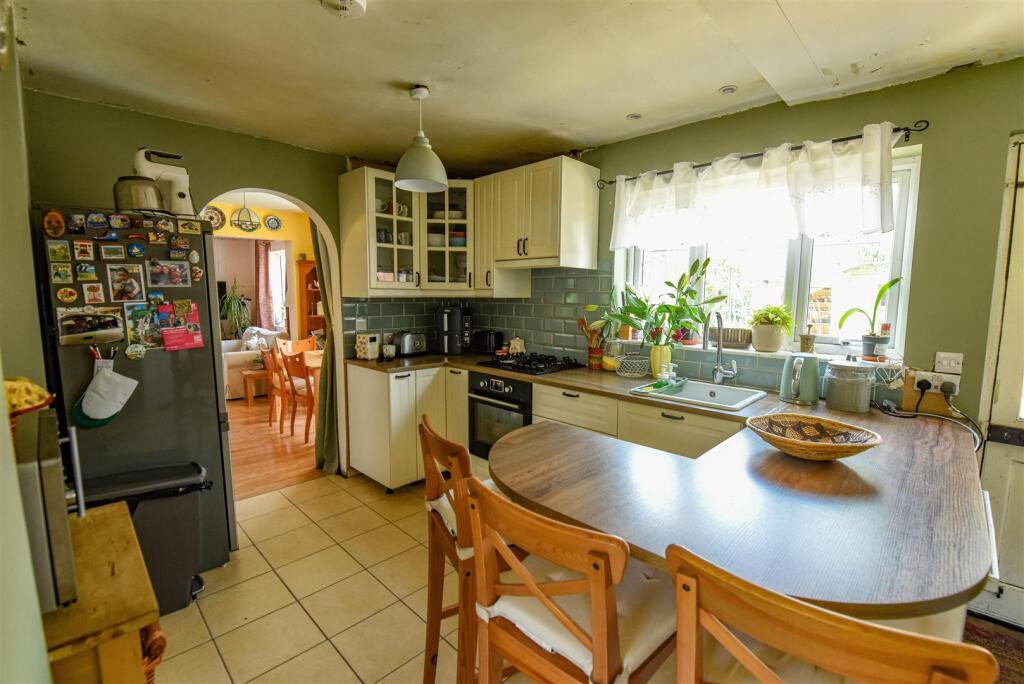 House in Wotton-under-Edge, Coombe - View 3
