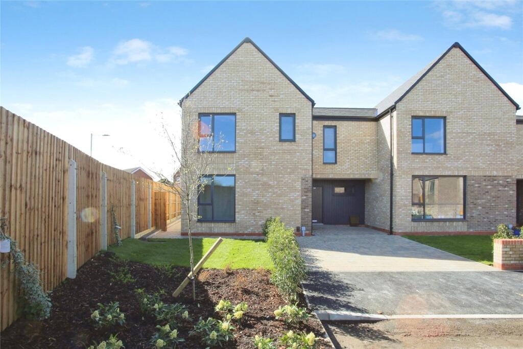 Main image of property: Shores Fold, Levenshulme, Manchester, M19