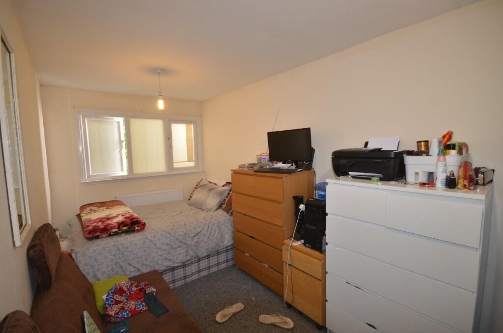 The Hide, Milton Keynes, Buckinghamshire, MK6 photo 5