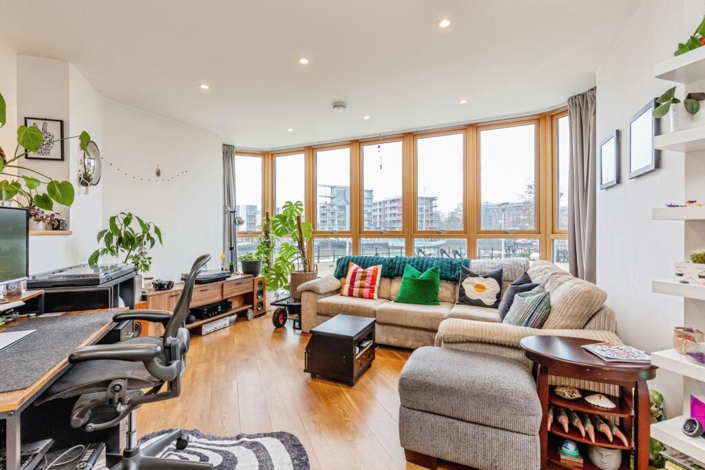 Main image of property: Hannover Quay, Bristol, BS1