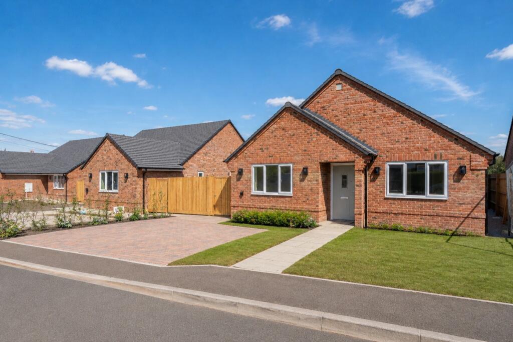 Main image of property: Eythrope Road, Stone, Aylesbury