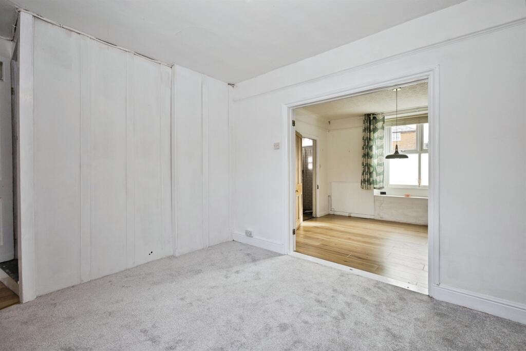 House in Martock, Somerset - View 5