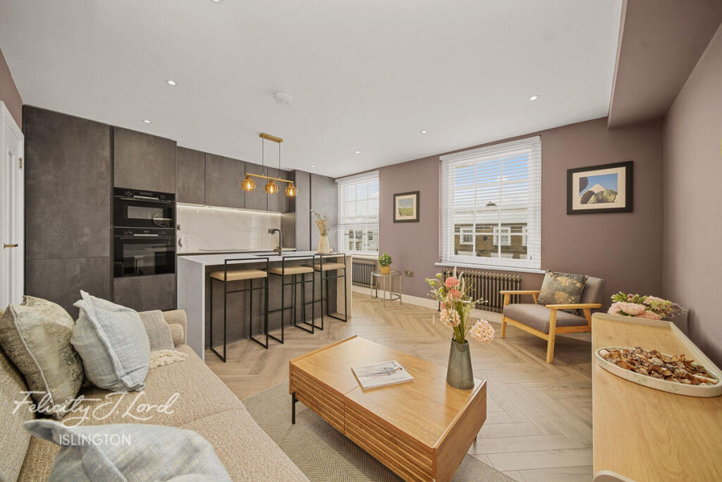 Main image of property: New North Road, London N1