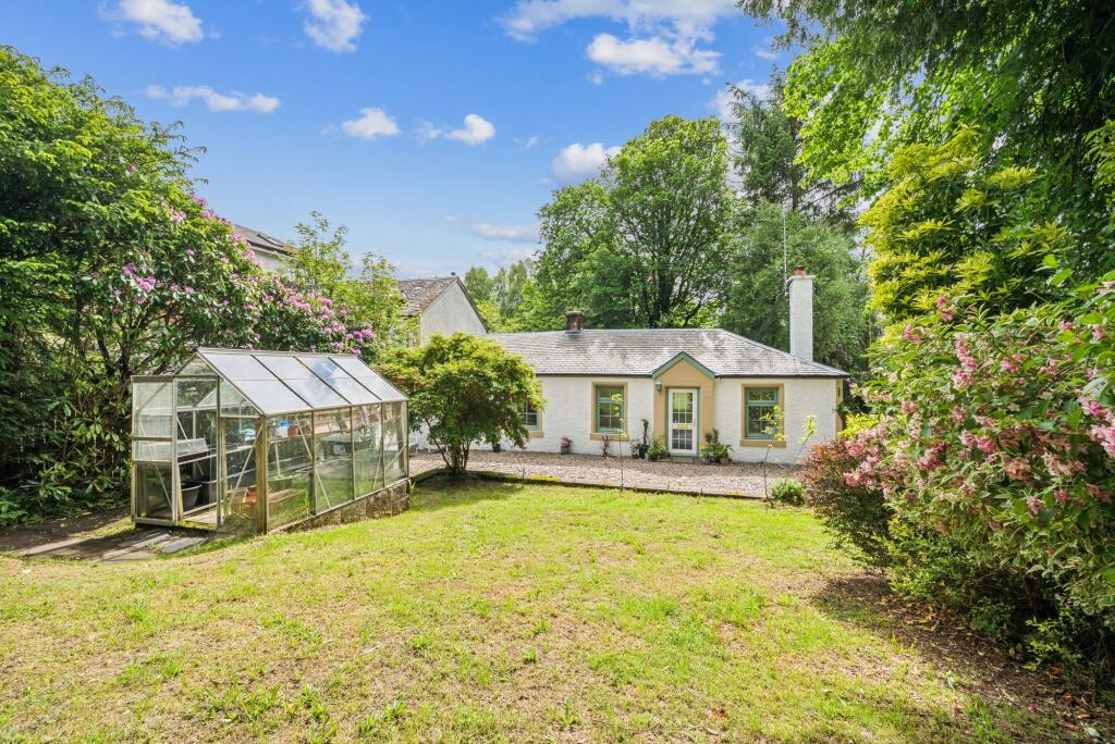 Main image of property: Invergare House Cottage, Glenarn Road, Rhu, G84 8LL