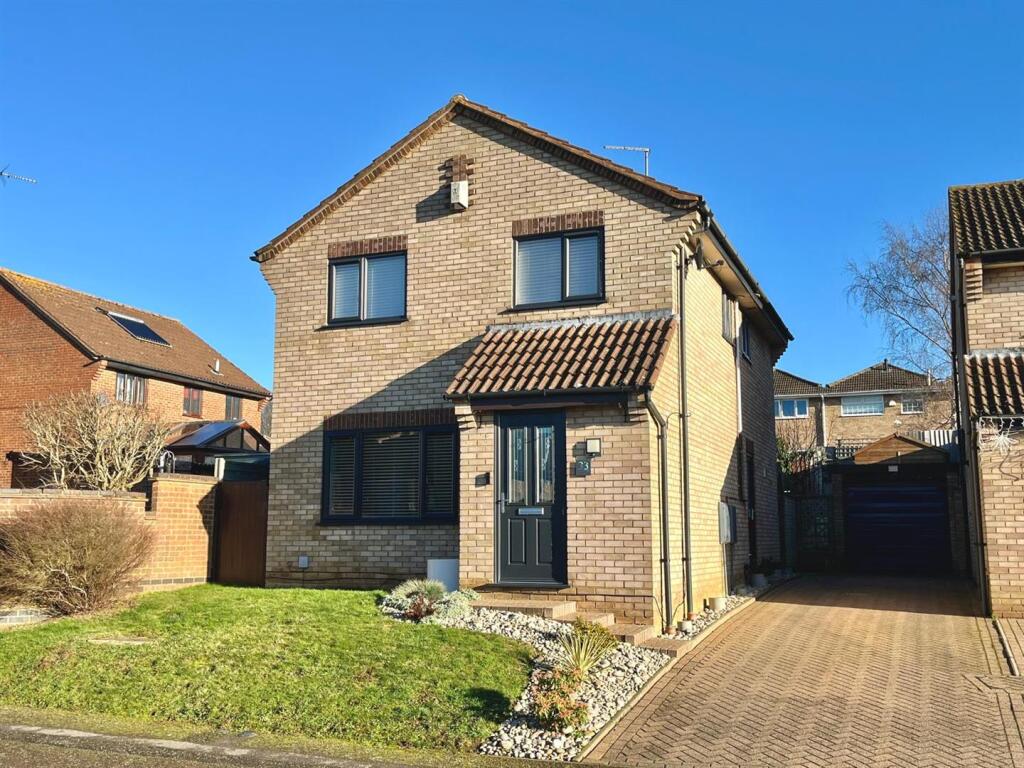 Main image of property: Kentstone Close, Northampton, NN2