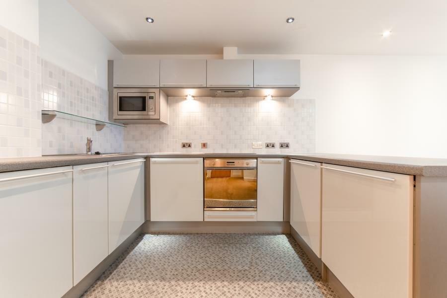 Apartment in Nottingham, Rainbow Quarter, St Ann's - View 3