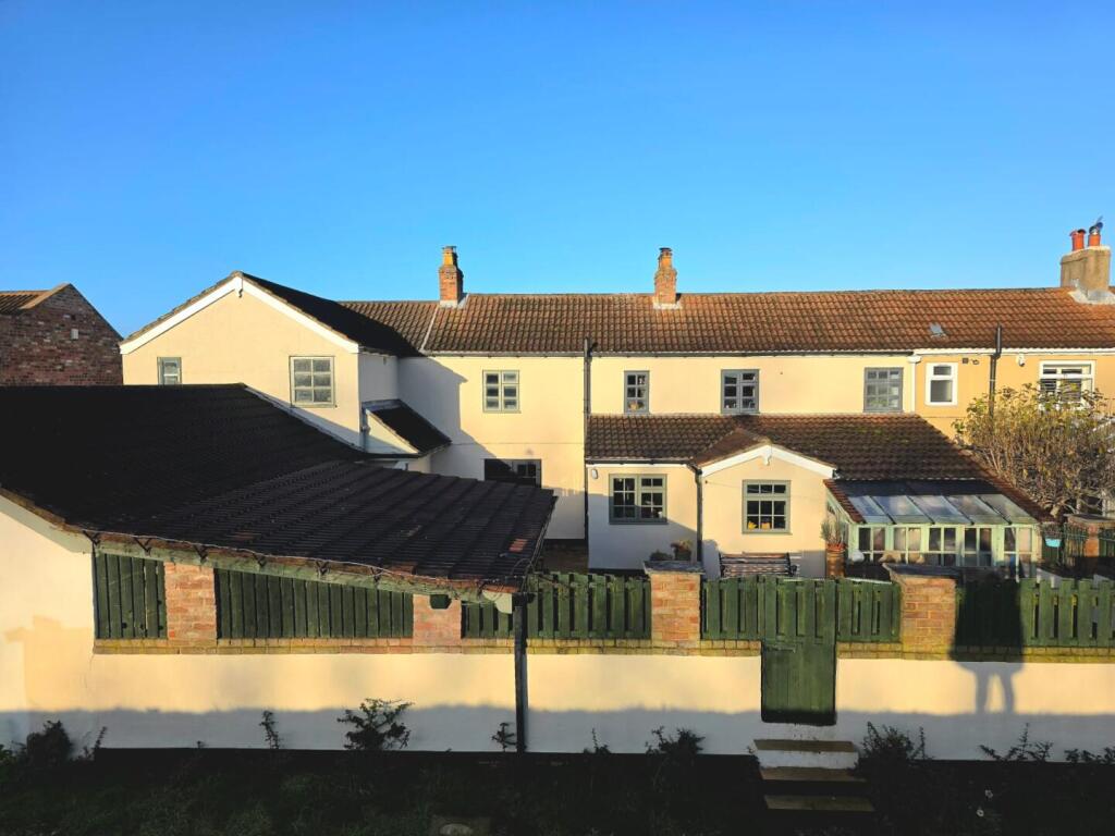 Main image of property: Fishlake Nab, Fishlake, Doncaster