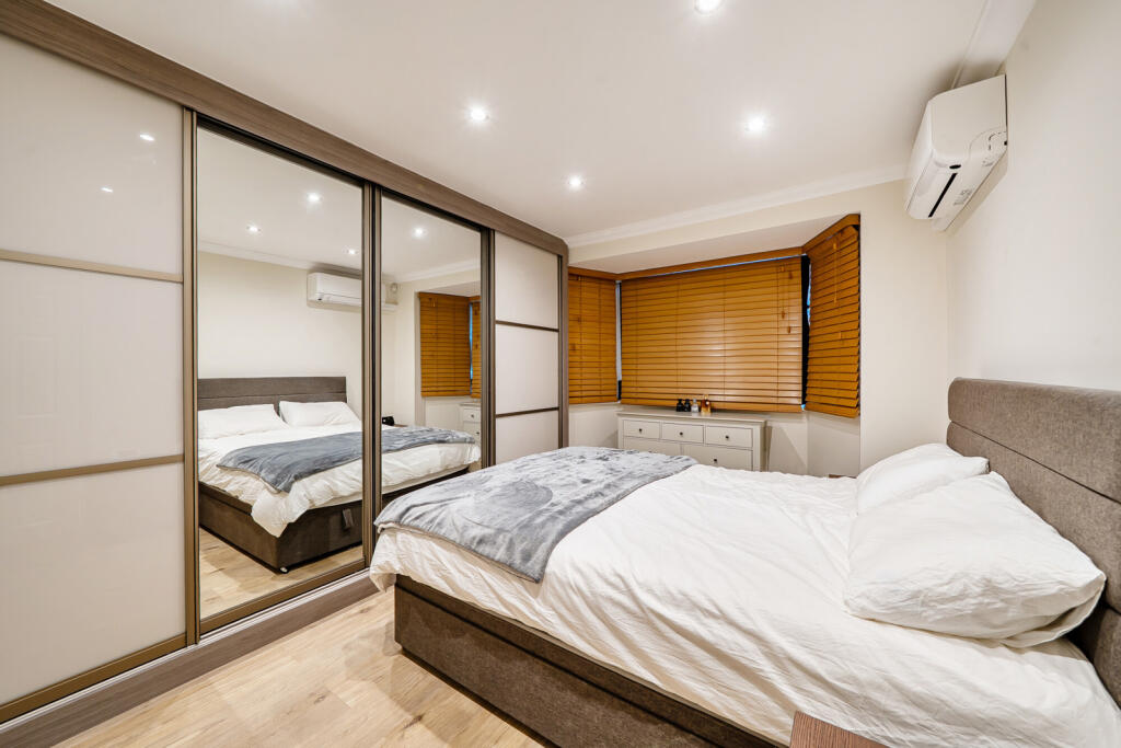 House in London - More