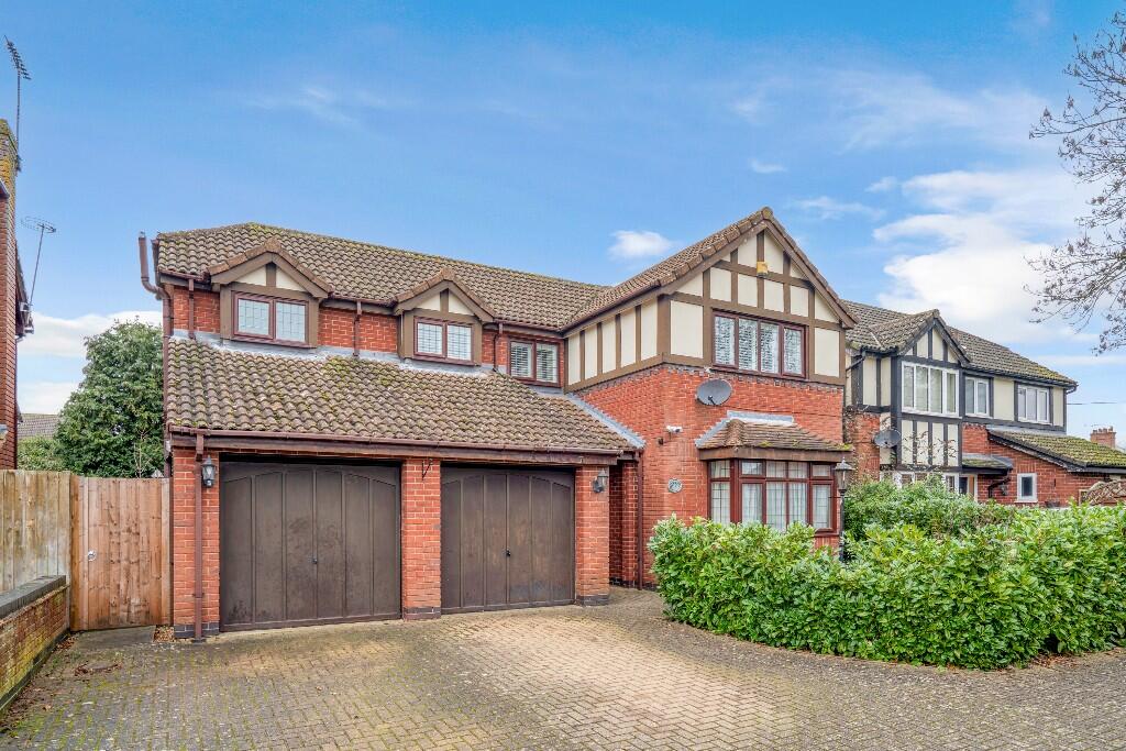 Main image of property: The Drive, Kibworth LE8 0JW