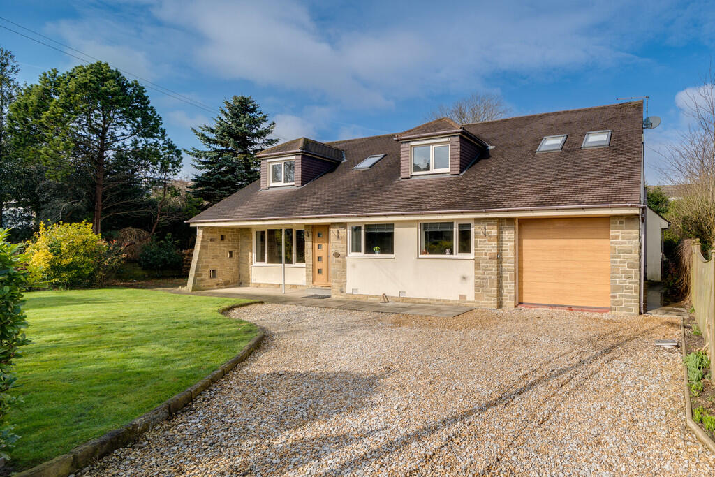 Main image of property: Upper Batley Low Lane, Upper Batley