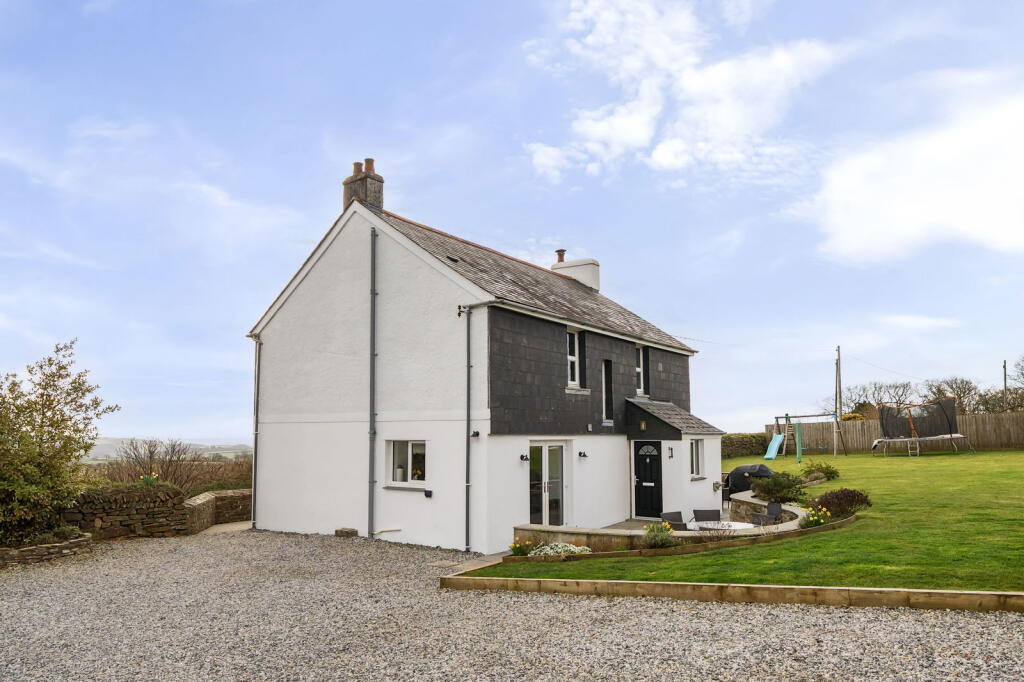 4-bed detached on St. Ive, Liskeard, PL14, £440,000