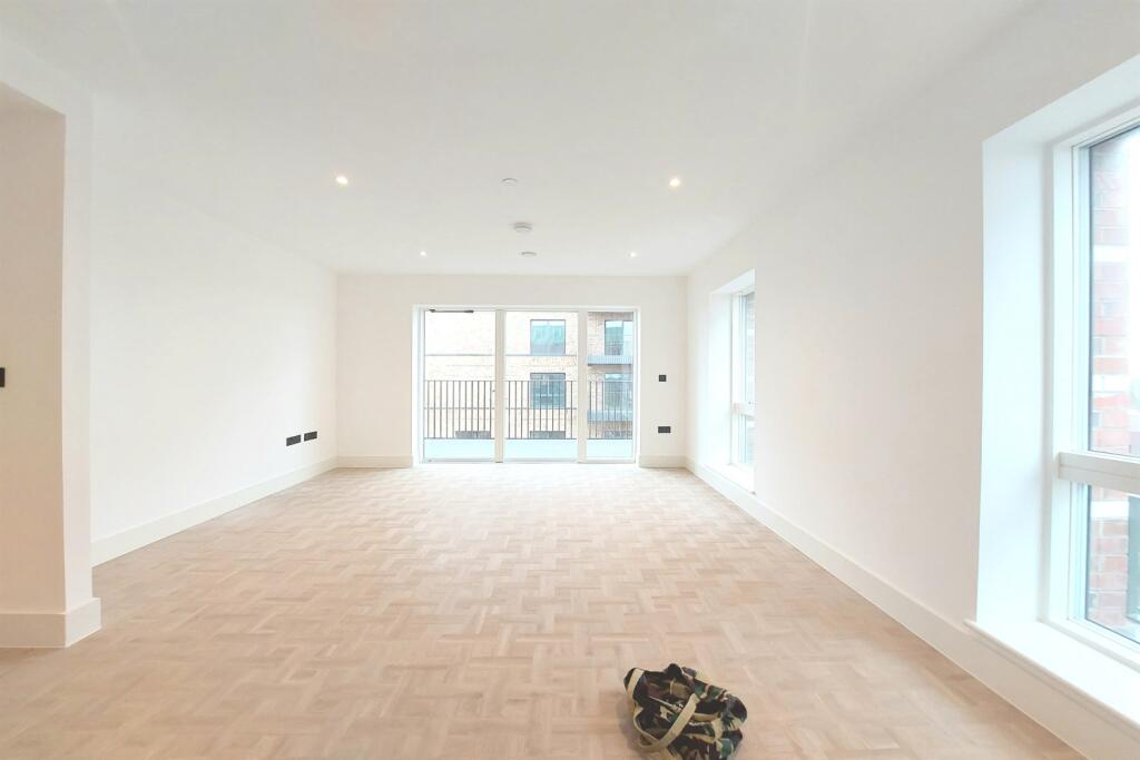 Main image of property: Twickel Apartments, One Clapham Junction, SW11