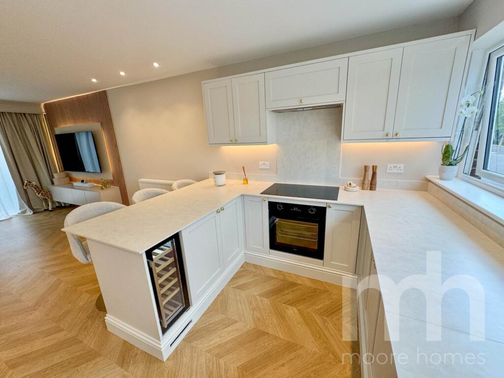 Main image of property: ACK LANE WEST, Cheadle Hulme SK8 7EL