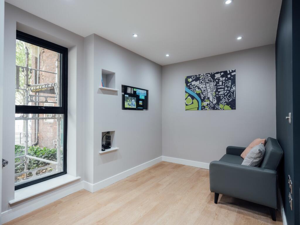 Apartment in Worcester - View 2