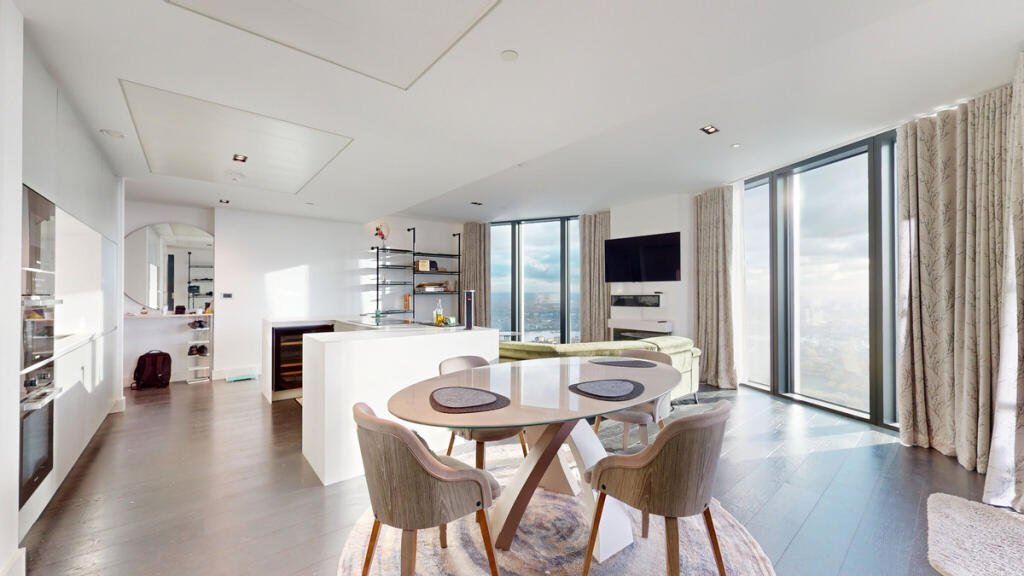 Main image of property: Marsh Wall, London, E14