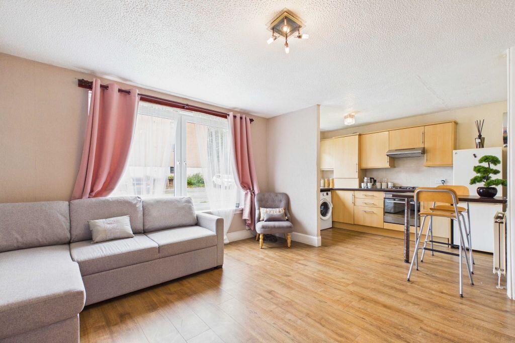 Apartment in Edinburgh, Fort, Leith Harbour & Newhaven - View 4