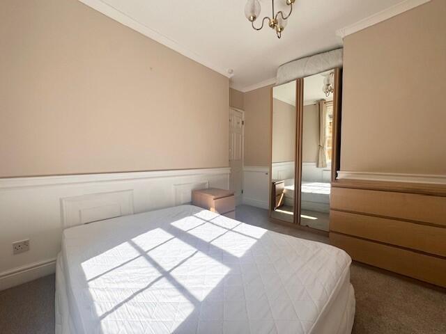 Apartment in Bath - More