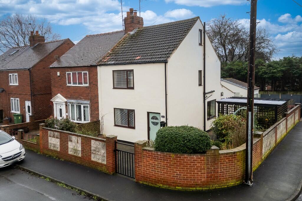 Main image of property: Kingsway, Pontefract, West Yorkshire, WF8