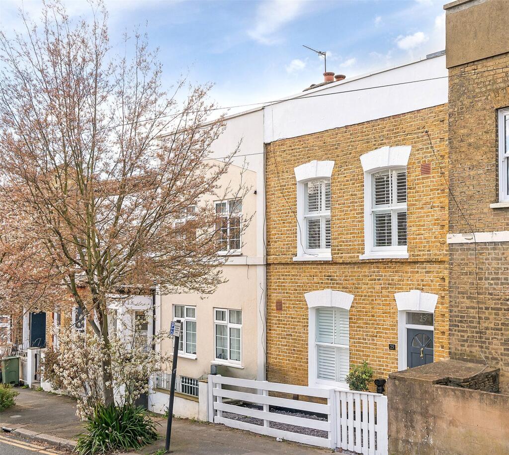 Main image of property: Birkbeck Hill, London, SE21
