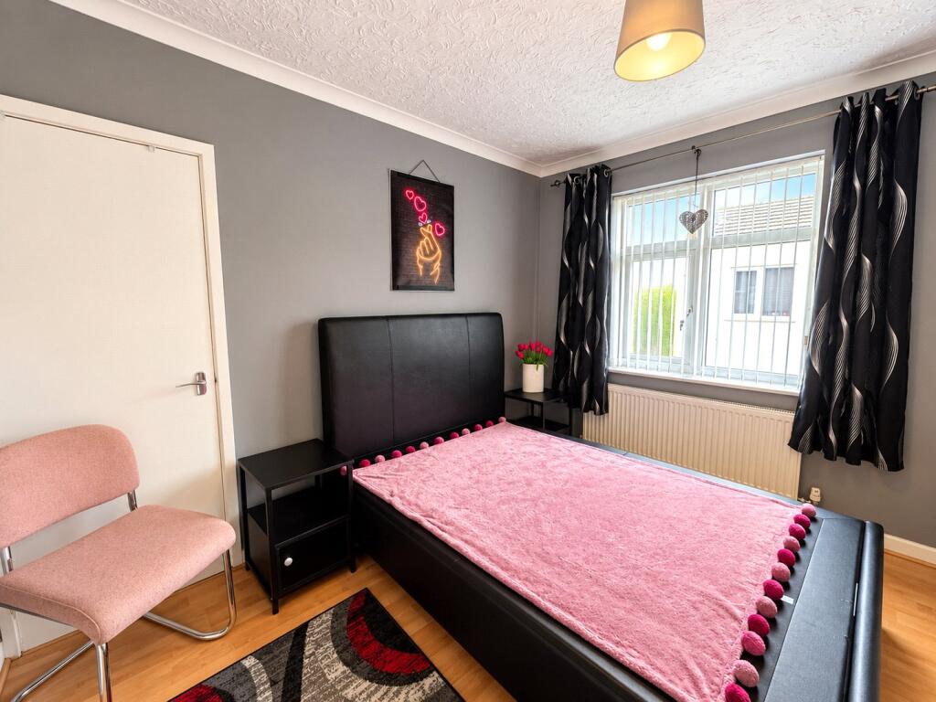 Apartment in Sefton, Meols Cop - More