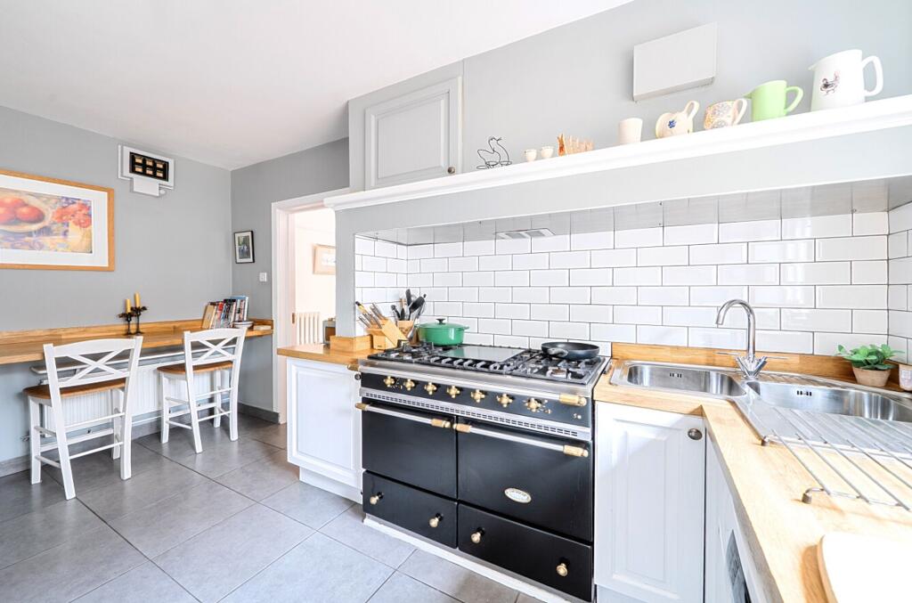Fernhurst Gardens, Aldwick, PO21 - View 5
