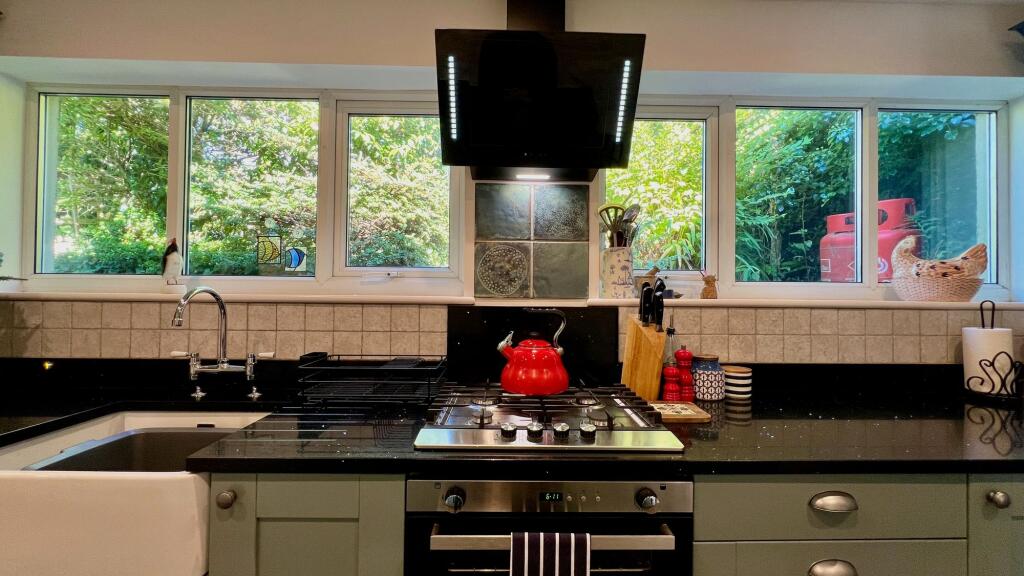 House in Llanfair - View 5