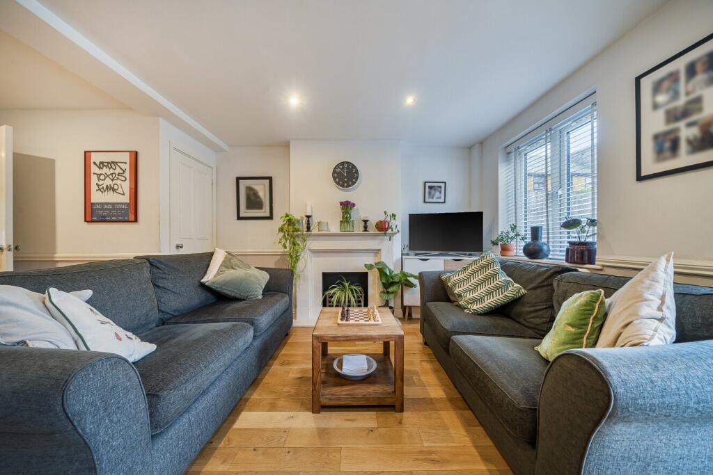 Main image of property: Cadman Close, London, SW9
