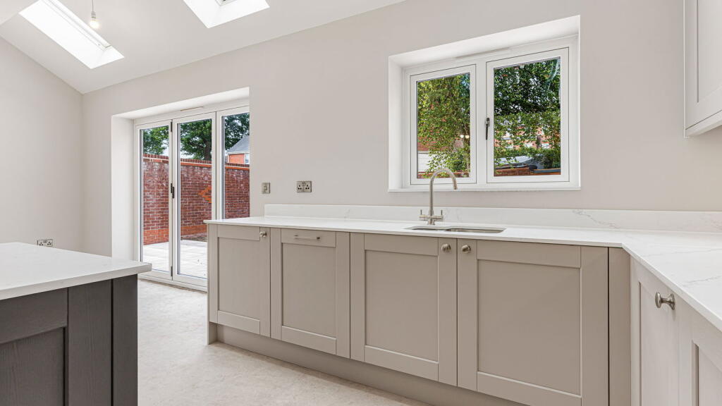 Additional image 10 of Wharf Farm, Dickens Heath Road