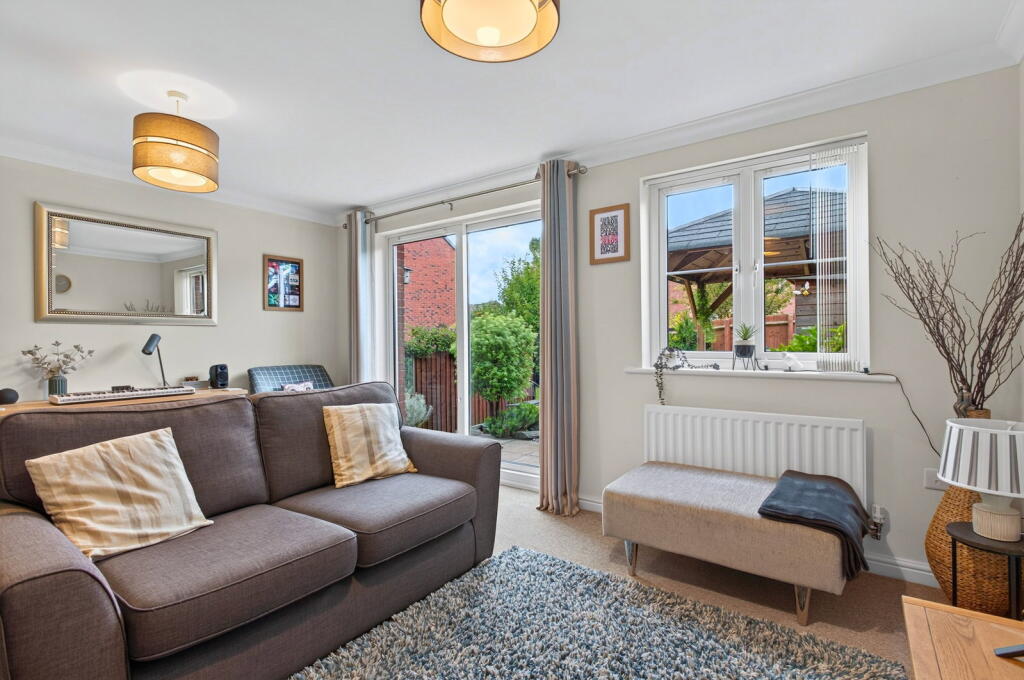 House in Northampton - View 5
