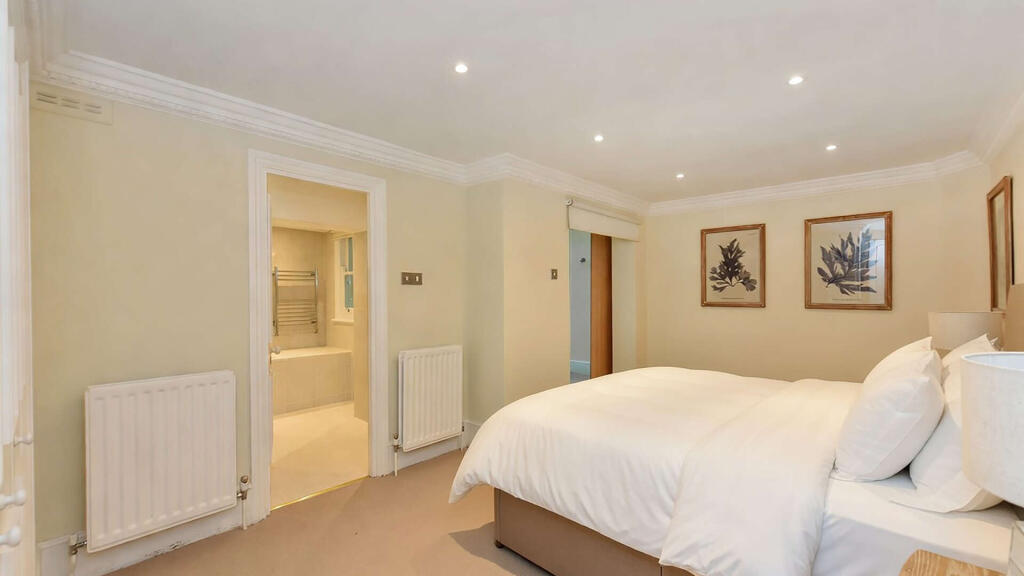 3 bedroom maisonette for rent