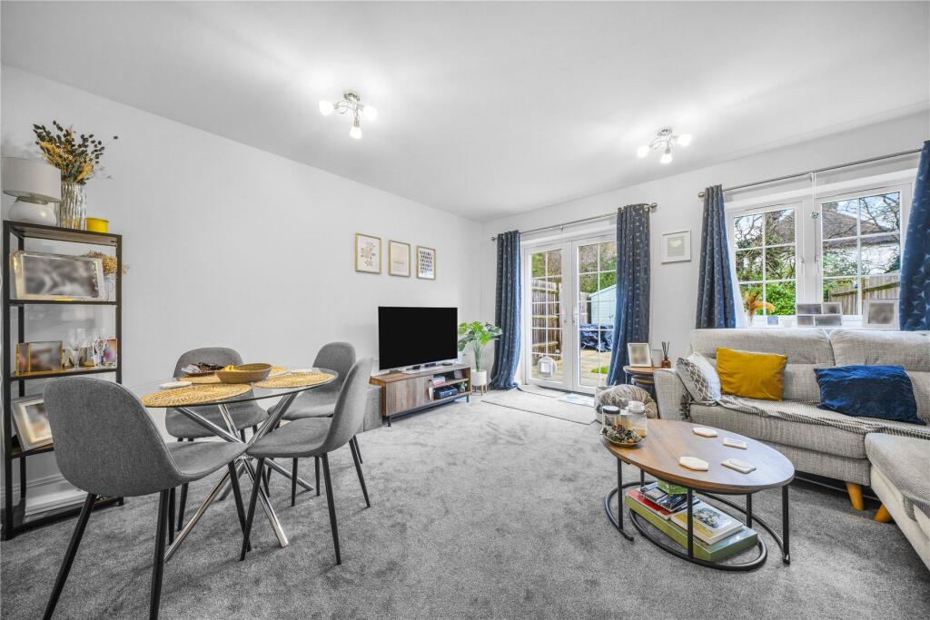 House in Woking, Brookwood - View 5
