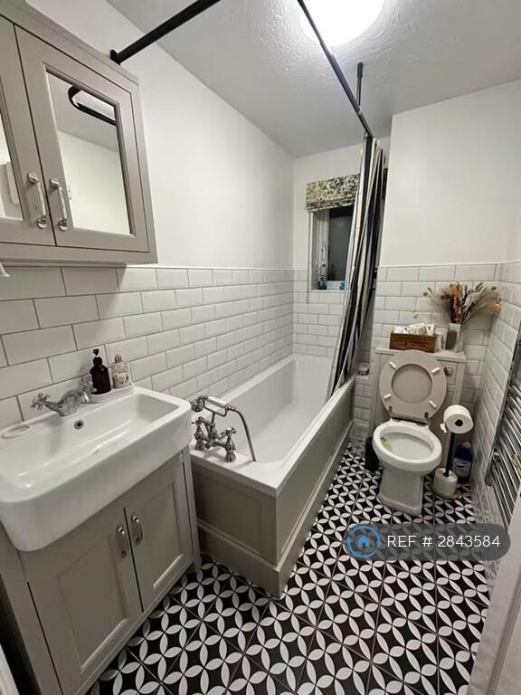 3 bedroom detached house for rent