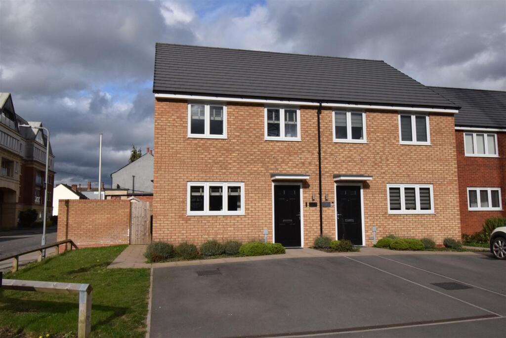 Main image of property: Diamond Close, Burton-On-Trent