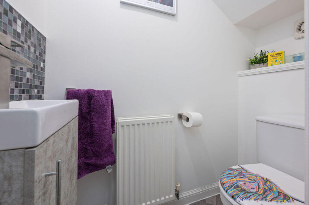 70 Park Road, Carron, Falkirk FK2 7PS photo 4
