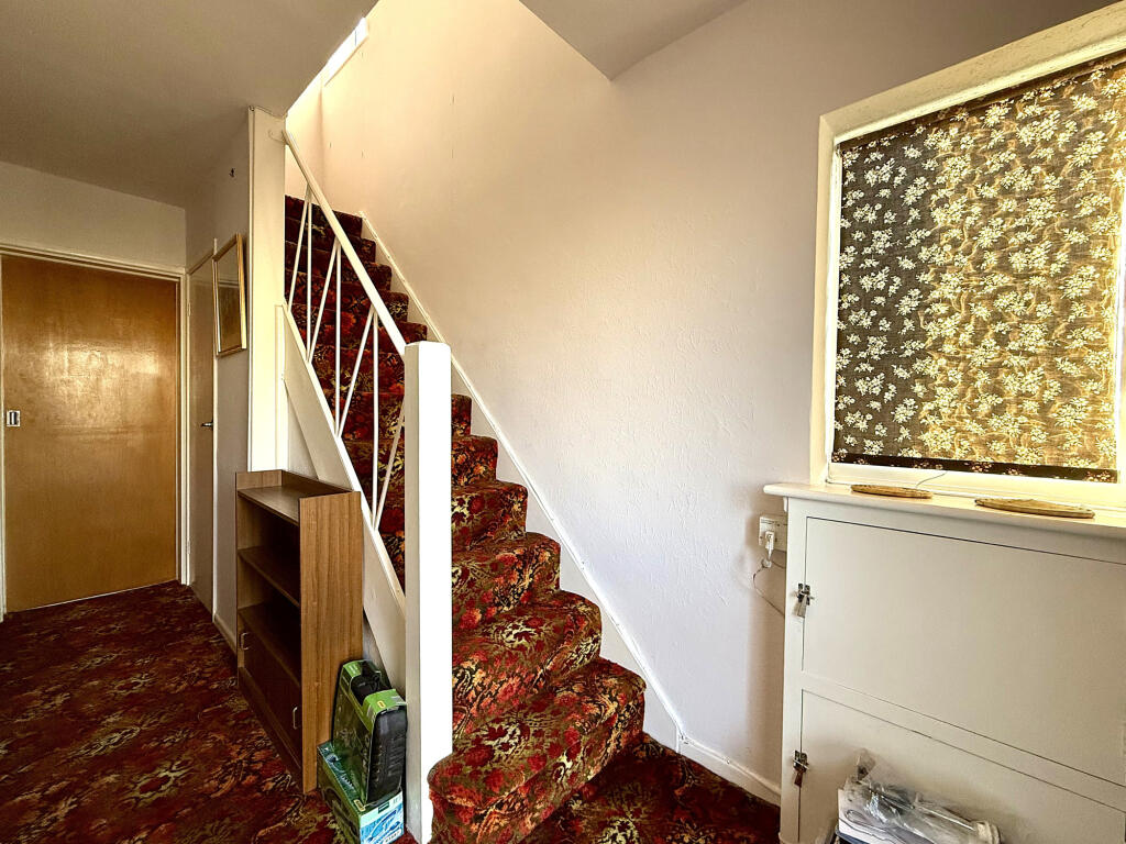 Worcester Avenue,  Preston, PR3 photo 3