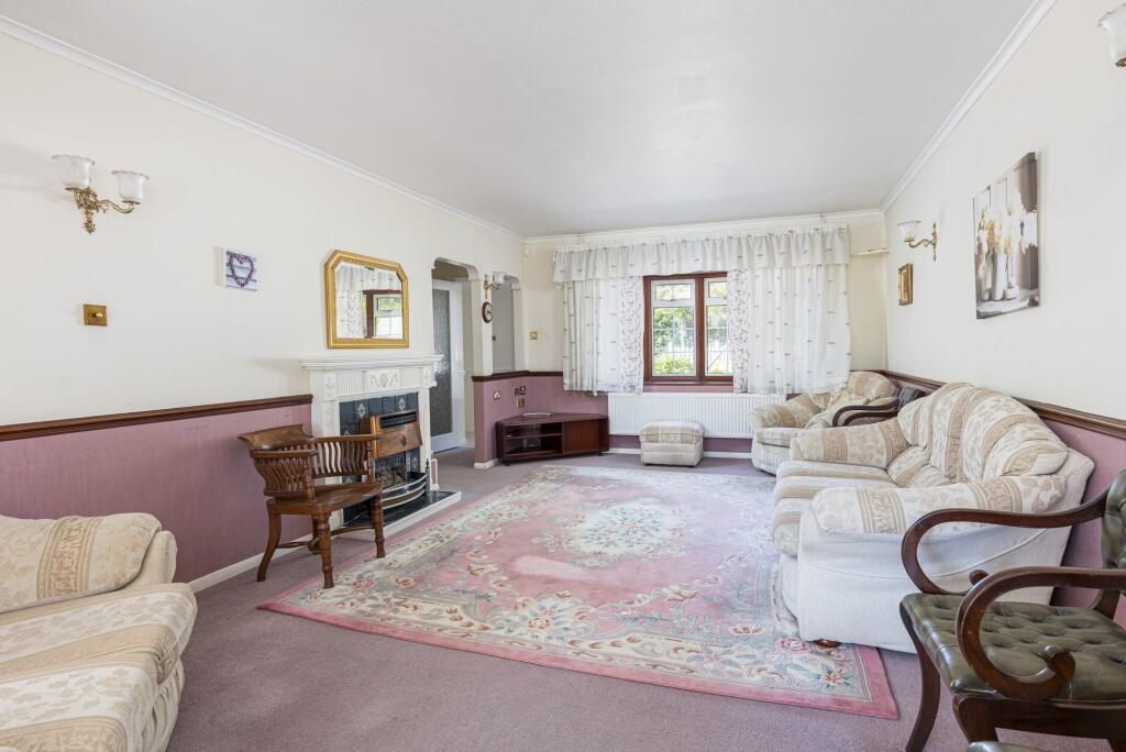 Rusper Road, Crawley, RH11 - View 6