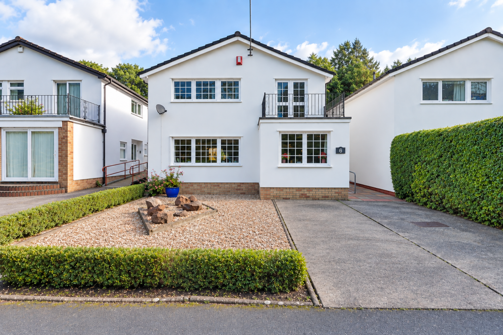 Main image of property: Brookside Close, Caerphilly, CF83 2RR