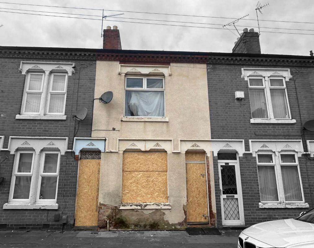 Main image of property: 59 Cranmer Street, Off Hinckley Road, Leicester, LE3 0QB