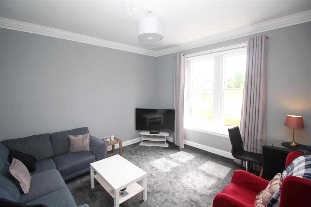 Apartment in Greenock, Inverclyde - View 2